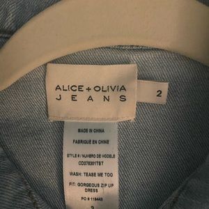 TRADE Alice olivia gorgeous zip up mini dress